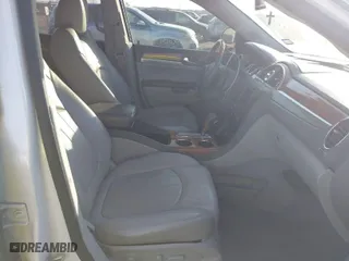 2011 Buick Enclave CXL-2 with VIN 5GAKRCED0BJ208440, listed as a IAAI auction lot 41473362 with 193,740 mi miles. Bid and sale history available at carsss.com. Image 5.