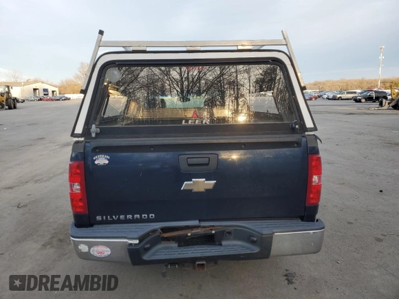 2009 Chevrolet Silverado 1500 Work Truck with VIN 1GCEC14X79Z170147, listed as a Copart auction lot 86993404 with 279,741 mi miles and Clean Title. Bid and sale history available at DreamBid. Image 6.