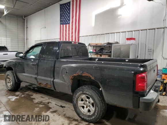 2006 Dodge Dakota SLT with VIN 1D7HW42NX6S516046, listed as a Copart auction lot 45693175 with 151,044 mi miles and Salvage Title. Bid and sale history available at carsss.com. Image 2.