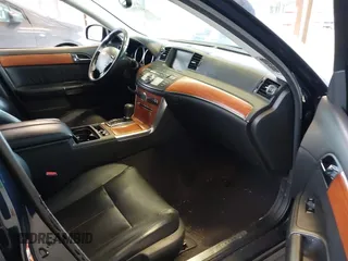 2006 Infiniti M45 Sport with VIN JNKBY01E16M206505, listed as a IAAI auction lot 41709236 with 247,718 mi miles. Bid and sale history available at carsss.com. Image 5.