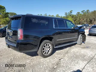 2020 GMC Yukon XL Denali with VIN 1GKS1HKJ0LR175976, listed as a Copart auction lot 85873314 with 51,049 mi miles and Salvage Title. Bid and sale history available at carsss.com. Image 3.