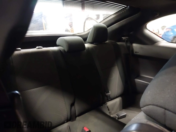2011 Scion tC z VIN JTKJF5C75B3011546, wystawiony jako IAAI lot #42314036 z przebiegiem 266 448 mil mil oraz . Historia ofert i sprzedaży dostępna na DreamBid. Obrazek 8.