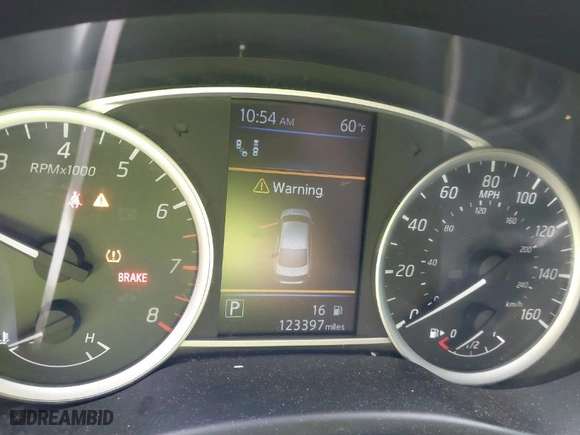 2019 Nissan Sentra S with VIN 3N1AB7AP4KY428216, listed as a IAAI auction lot 41846734 with 123,397 mi miles. Bid and sale history available at carsss.com. Image 7.