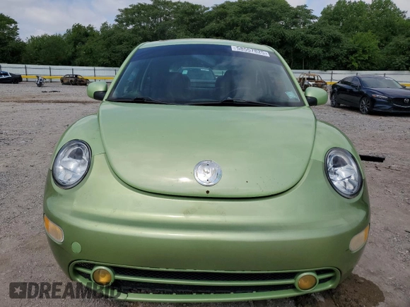 2003 Volkswagen Beetle GLS with VIN 3VWCD21C83M407178, listed as a Copart auction lot 58557825 with 207,594 mi miles and Salvage title. Bid and sale history available at DreamBid. Image 5.
