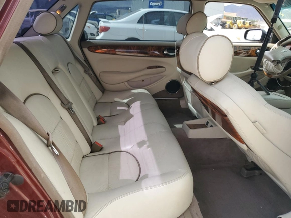 1998 Jaguar XJ Vanden Plas with VIN SAJKX6245WC830912, listed as a Copart auction lot 49717285 with 127,509 mi miles and Salvage Title. Bid and sale history available at DreamBid. Image 11.