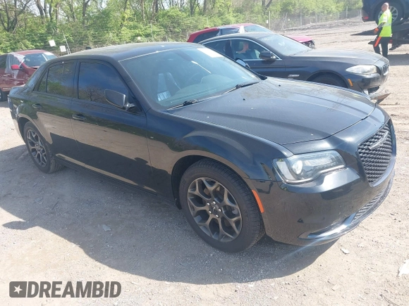 2016 Chrysler 300 S z VIN 2C3CCAGG4GH217056, wystawiony jako IAAI lot #42083625 z przebiegiem 90 977 mil mil oraz . Historia ofert i sprzedaży dostępna na DreamBid. Obrazek 1.