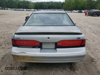 1995 Ford Thunderbird LX z VIN 1FALP62W7SH169522, wystawiony jako Copart lot #58637765 z przebiegiem 136 505 mil mil oraz Czysty tytuł • Clean title. Historia ofert i sprzedaży dostępna na DreamBid. Obrazek 6.