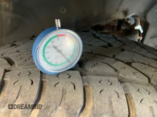 2017 Ram 1500 Tradesman с VIN 3C6JR6DG0HG776907, выставлен на аукционе IAAI как лот 42743426 с пробегом 162 492 миль миль и . История ставок и продаж доступна на DreamBid. Изображение 20.