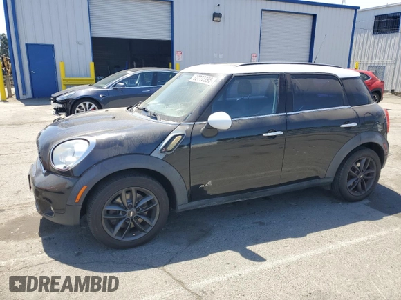 2013 MINI Countryman S ALL4 with VIN WMWZC5C52DWP30625, listed as a Copart auction lot 62772395 with 129,498 mi miles and Salvage title. Bid and sale history available at DreamBid. Image 1.