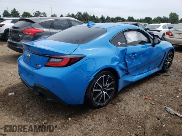 2022 Toyota GR86 with VIN JF1ZNBC10N8752398, listed as a Copart auction lot 57057444 with 32,502 mi miles and Salvage Title. Bid and sale history available at carsss.com. Image 3.