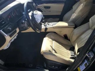 2013 BMW M5 with VIN WBSFV9C50DC773250, listed as a Copart auction lot 45922965 with 96,246 mi miles and Salvage Title. Bid and sale history available at carsss.com. Image 7.