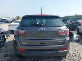 2018 Jeep Compass Sport with VIN 3C4NJDAB2JT136225, listed as a IAAI auction lot 42279668 with 145,967 mi miles and . Bid and sale history available at DreamBid. Image 17.
