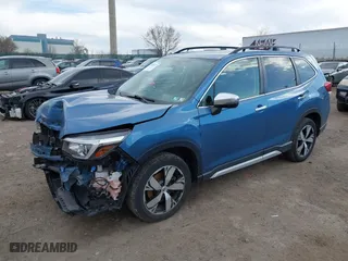 2019 Subaru Forester Touring with VIN JF2SKAWC7KH489948, listed as a IAAI auction lot 41820223 with 72,554 mi miles. Bid and sale history available at carsss.com. Image 22.