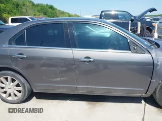 2012 Lincoln MKZ with VIN 3LNHL2GC1CR830055, listed as a IAAI auction lot 42010947 with 98,688 mi miles. Bid and sale history available at carsss.com. Image 12.