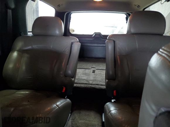 2001 Chevrolet Suburban LT with VIN 3GNFK16T21G242868, listed as a Copart auction lot 73703894 with 359,694 mi miles and Salvage Title. Bid and sale history available at carsss.com. Image 10.