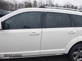 2017 Dodge Journey Crossroad Plus z VIN 3C4PDCGB8HT517069, wystawiony jako IAAI lot #41553745 z przebiegiem 77 926 mil mil oraz . Historia ofert i sprzedaży dostępna na DreamBid. Obrazek 14.