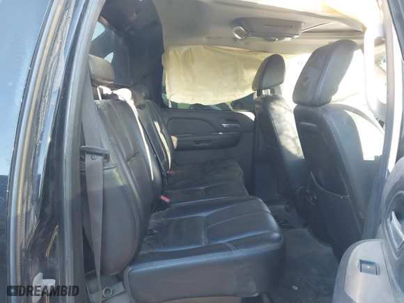 2008 Chevrolet Avalanche LS with VIN 3GNFK12318G149856, listed as a IAAI auction lot 41435274 with 216,734 mi miles. Bid and sale history available at carsss.com. Image 8.