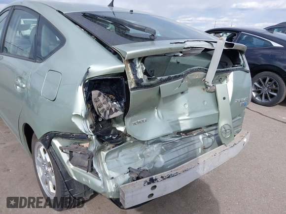 2008 Toyota Prius with VIN JTDKB20U883304818, listed as a IAAI auction lot 41884464 with 152,568 mi miles. Bid and sale history available at carsss.com. Image 6.