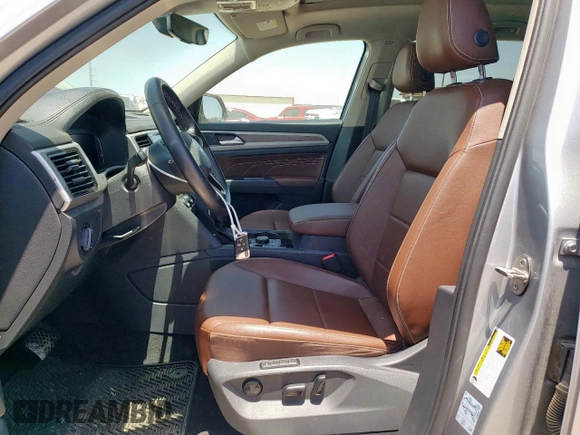2021 Volkswagen Atlas SEL with VIN 1V2BR2CA1MC594888, listed as a Copart auction lot 57557435 with 38,124 mi miles and Clean title. Bid and sale history available at DreamBid. Image 7.