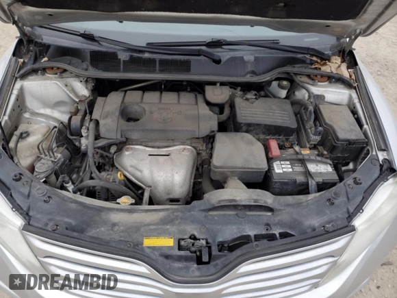 2010 Toyota Venza z VIN 4T3ZA3BB9AU032334, wystawiony jako Copart lot #86554934 z przebiegiem 166 615 mil mil oraz Szkoda całkowita • Salvage title. Historia ofert i sprzedaży dostępna na DreamBid. Obrazek 12.
