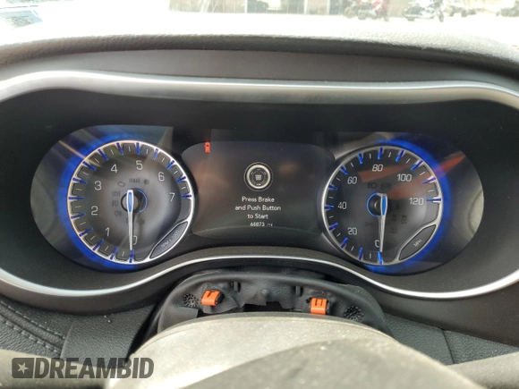 2020 Chrysler Pacifica Limited with VIN 2C4RC1GG0LR284747, listed as a Copart auction lot 59002405 with 68,873 mi miles and Salvage title. Bid and sale history available at DreamBid. Image 9.