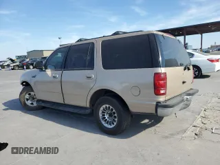 1998 Ford Expedition XLT with VIN 1FMRU1765WLA78708, listed as a Copart auction lot 78035824 with 364,964 mi miles and Salvage Title. Bid and sale history available at carsss.com. Image 2.