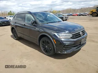 2022 Volkswagen Tiguan SE R-Line Black z VIN 3VV8B7AX9NM118989, wystawiony jako Copart lot #53507765 z przebiegiem 41 852 mil mil oraz Szkoda całkowita • Salvage title. Historia ofert i sprzedaży dostępna na DreamBid. Obrazek 4.
