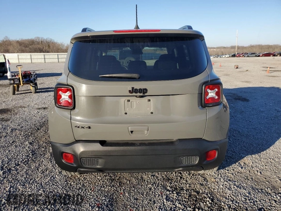 2021 Jeep Renegade Jeepster z VIN ZACNJDAB3MPN08261, wystawiony jako Copart lot #42641885 z przebiegiem 104 725 mil mil oraz Szkoda całkowita • Salvage title. Historia ofert i sprzedaży dostępna na DreamBid. Obrazek 6.