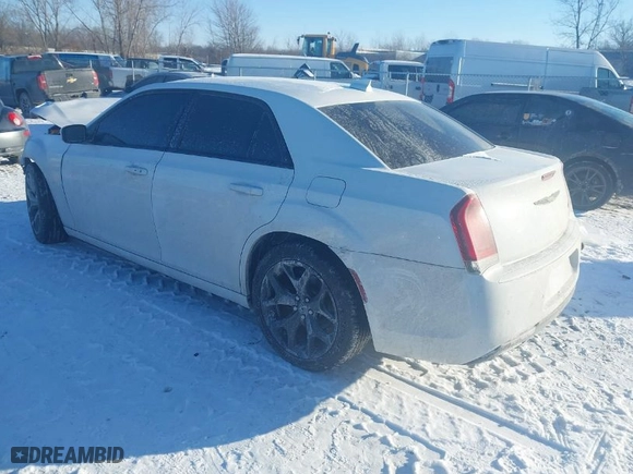 2021 Chrysler 300 with VIN 2C3CCABG7MH554758, listed as a IAAI auction lot 41330591 with NaN miles. Bid and sale history available at carsss.com. Image 3.