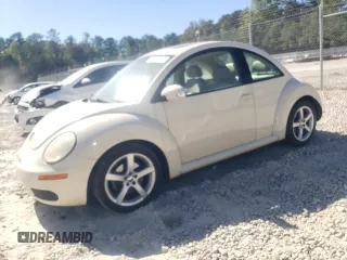 2009 Volkswagen New Beetle Coupe S with VIN 3VWRW31C19M501941, listed as a Copart auction lot 72226914 with 194,235 mi miles and Salvage Title. Bid and sale history available at carsss.com. Image 1.