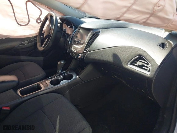 2017 Chevrolet Cruze LT with VIN 1G1BE5SM8H7234616, listed as a IAAI auction lot 41663738 with 104,277 mi miles. Bid and sale history available at carsss.com. Image 5.