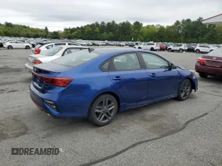 2021 Kia Forte GT-Line с VIN 3KPF34AD5ME394425, выставлен на аукционе Copart как лот 56688075 с пробегом 26 425 миль миль и Списание • Salvage title. История ставок и продаж доступна на DreamBid. Изображение 3.