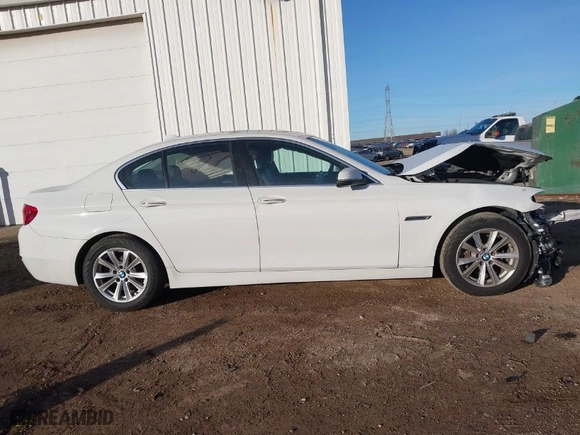 2015 BMW 5 Series 528i xDrive with VIN WBA5A7C56FD621096, listed as a IAAI auction lot 41412146 with 54,248 mi miles. Bid and sale history available at carsss.com. Image 13.