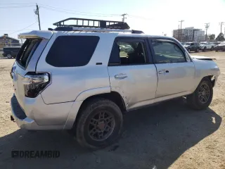 2023 Toyota 4Runner SR5 with VIN JTEMU5JR9P6174216, listed as a Copart auction lot 48993335 with 9,211 mi miles and Salvage title. Bid and sale history available at DreamBid. Image 3.