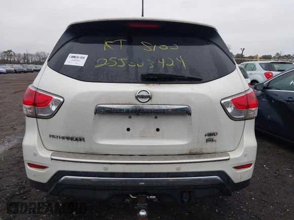 2016 Nissan Pathfinder Platinum with VIN 5N1AR2MM0GC618975, listed as a IAAI auction lot 41961002 with Not Provided miles. Bid and sale history available at carsss.com. Image 15.