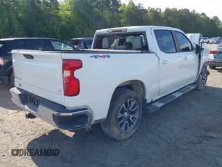 2020 Chevrolet Silverado 1500 LT with VIN 3GCUYDET4LG203526, listed as a IAAI auction lot 42107566 with 106,584 mi miles and . Bid and sale history available at DreamBid. Image 4.