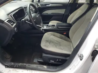 2019 Ford Fusion SE with VIN 3FA6P0HD9KR160433, listed as a Copart auction lot 52127725 with 160,025 mi miles and Clean Title. Bid and sale history available at carsss.com. Image 7.