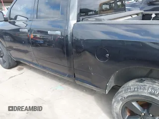 2016 Ram 1500 Express z VIN 1C6RR6FG1GS107293, wystawiony jako IAAI lot #42180339 z przebiegiem 182 237 mil mil oraz . Historia ofert i sprzedaży dostępna na DreamBid. Obrazek 19.