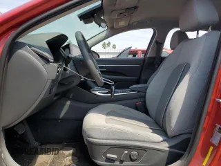 2020 Hyundai Sonata SEL z VIN 5NPEL4JA7LH022211, wystawiony jako Copart lot #51542825 z przebiegiem Nie podano mil oraz Szkoda całkowita • Salvage title. Historia ofert i sprzedaży dostępna na DreamBid. Obrazek 7.