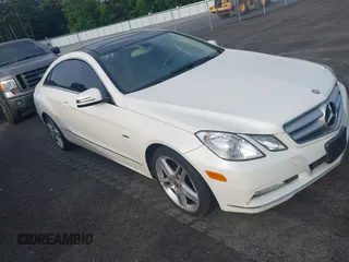 2012 Mercedes-Benz E 350 with VIN WDDKJ5KB9CF172780, listed as a IAAI auction lot 42239864 with 164,176 mi miles and . Bid and sale history available at DreamBid. Image 1.