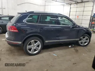 2015 Volkswagen Touareg Sport with VIN WVGEF9BP3FD003121, listed as a Copart auction lot 50572505 with 87,082 mi miles and Salvage title. Bid and sale history available at DreamBid. Image 3.