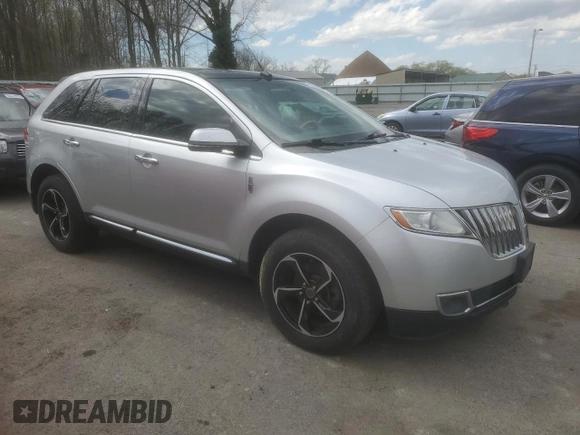 2014 Lincoln MKX with VIN 2LMDJ6JK3EBL07783, listed as a Copart auction lot 53262235 with 57,923 mi miles and Salvage Title. Bid and sale history available at DreamBid. Image 4.