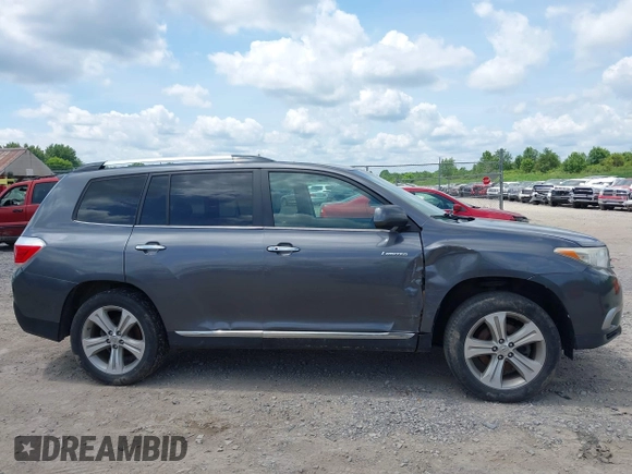 2013 Toyota Highlander Limited with VIN 5TDDK3EH7DS260071, listed as a IAAI auction lot 42526334 with 150,516 mi miles and . Bid and sale history available at DreamBid. Image 13.