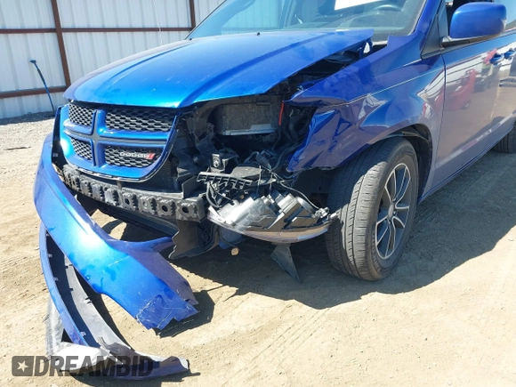 2019 Dodge Grand Caravan GT with VIN 2C4RDGEG4KR621924, listed as a IAAI auction lot 42068331 with 87,377 mi miles and . Bid and sale history available at DreamBid. Image 6.
