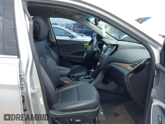 2018 Hyundai Santa Fe 2.0T z VIN 5XYZU4LA9JG537310, wystawiony jako IAAI lot #42393689 z przebiegiem Nie podano mil oraz . Historia ofert i sprzedaży dostępna na DreamBid. Obrazek 5.