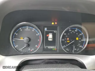 2018 Toyota RAV4 Limited with VIN JTMDFREV3JJ183849, listed as a Copart auction lot 45882025 with 102,902 mi miles and Salvage Title. Bid and sale history available at carsss.com. Image 9.