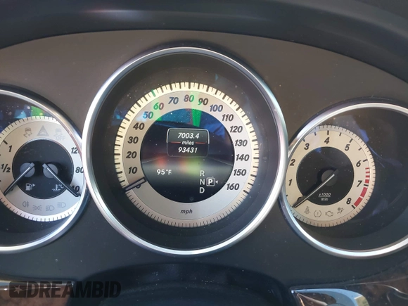 2014 Mercedes-Benz CLS 550 z VIN WDDLJ7DB8EA097096, wystawiony jako IAAI lot #40084432 z przebiegiem 93 431 mil mil oraz . Historia ofert i sprzedaży dostępna na DreamBid. Obrazek 7.