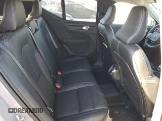 2024 Volvo XC40 Plus Bright Theme с VIN YV4L12UE4R2293380, выставлен на аукционе Copart как лот 87645985 с пробегом 12 288 миль миль и Списание • Salvage title. История ставок и продаж доступна на DreamBid. Изображение 11.
