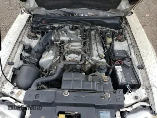 1999 Ford Mustang SVT Cobra z VIN 1FAFP46V6XF185040, wystawiony jako Copart lot #62527205 z przebiegiem Nie podano mil oraz Szkoda całkowita • Salvage title. Historia ofert i sprzedaży dostępna na DreamBid. Obrazek 11.