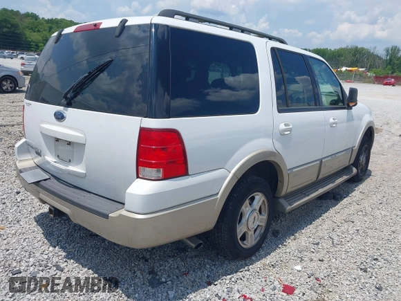 2005 Ford Expedition Eddie Bauer with VIN 1FMPU17575LA42239, listed as a IAAI auction lot 42696901 with 117,807 mi miles and . Bid and sale history available at DreamBid. Image 4.